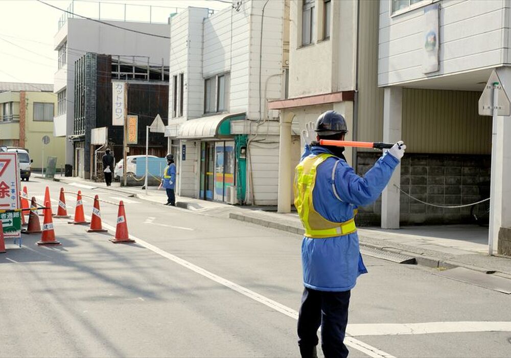 工事現場での警備風景